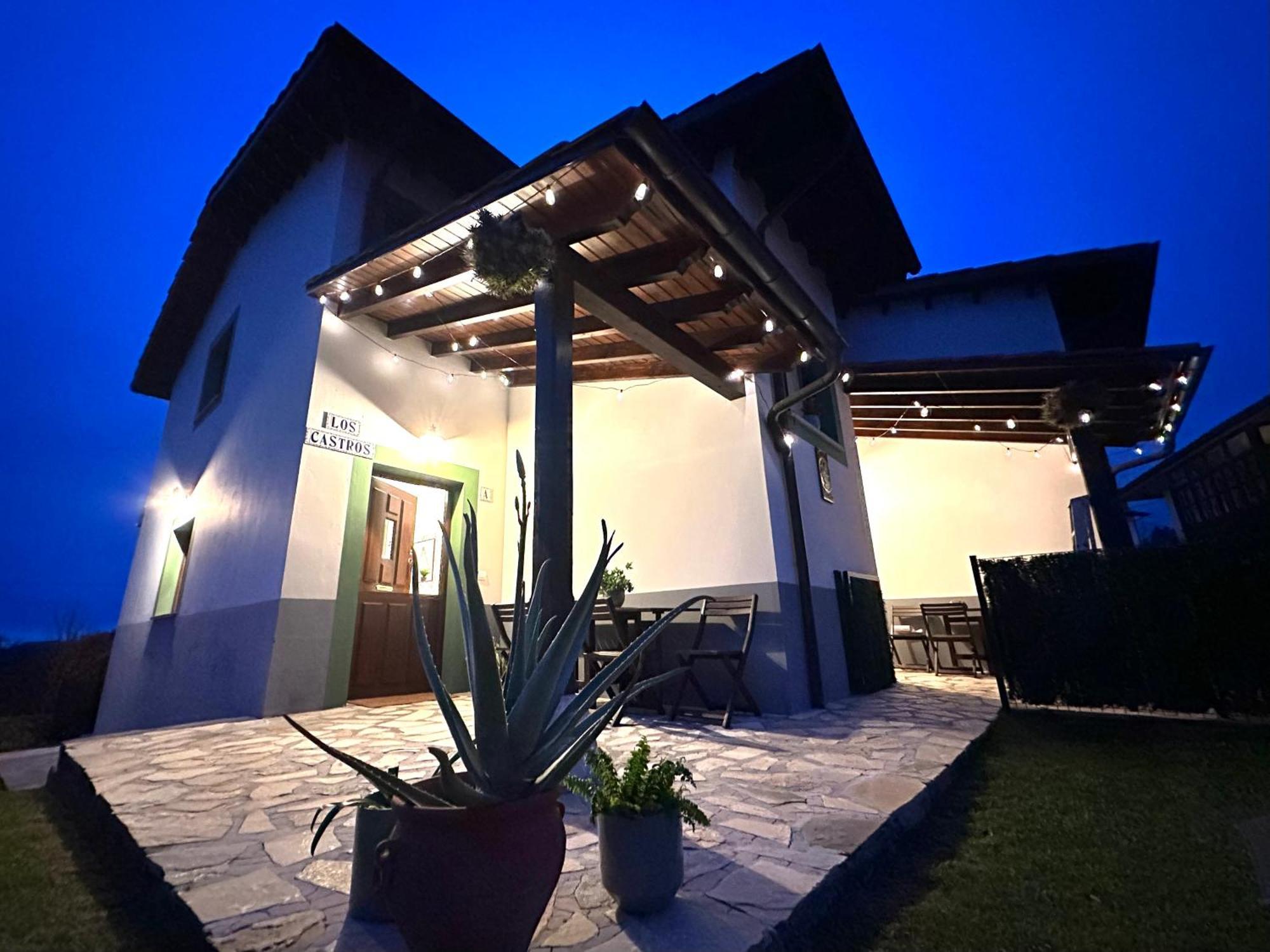 Los Castros Apartamentos Rurales A Llames de Pria Ngoại thất bức ảnh
